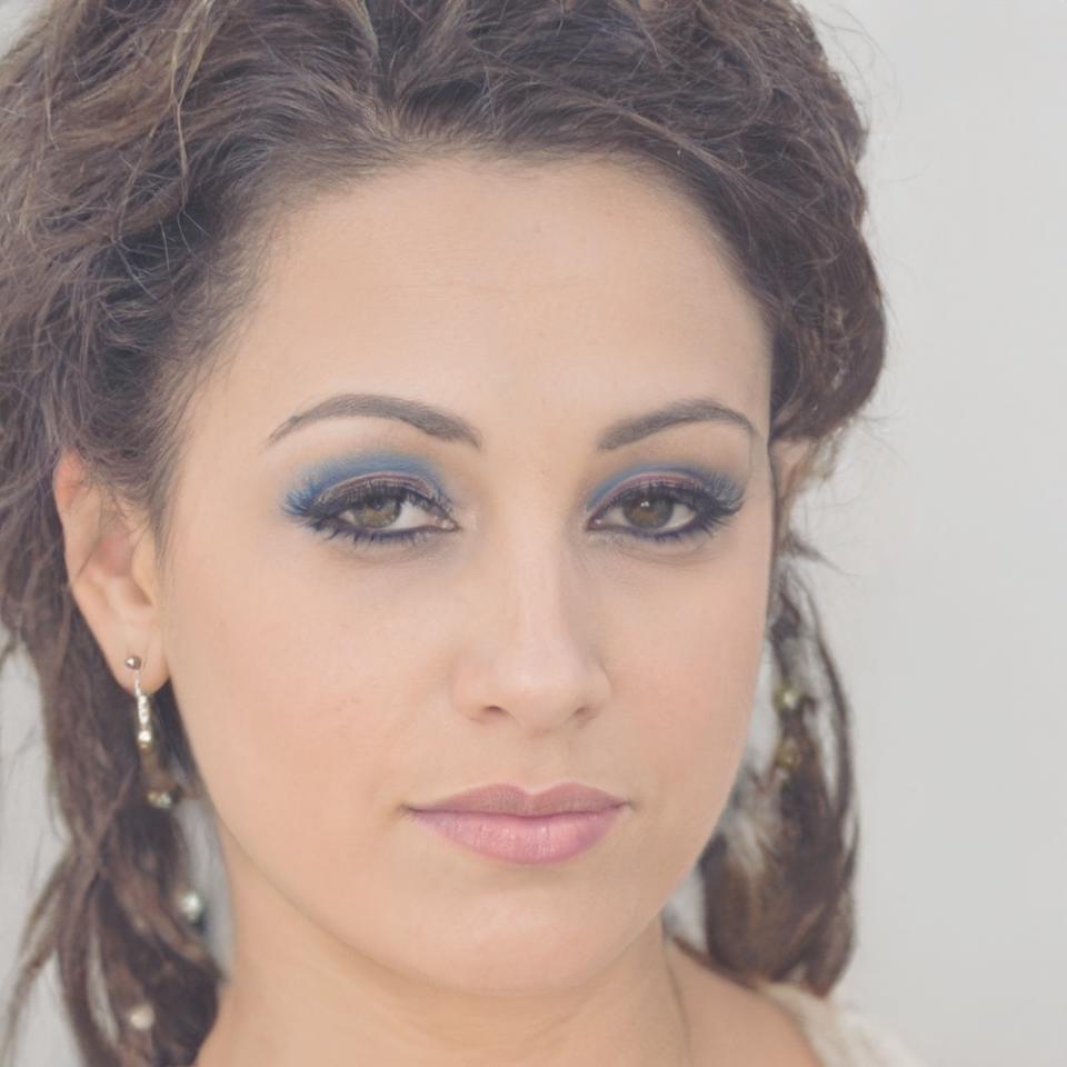 Ana Rodríguez, Consultora Senior